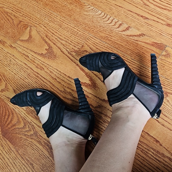 CHANEL Suede Mesh Zip Cap Toe Heels [size 37] - Picture 12 of 15